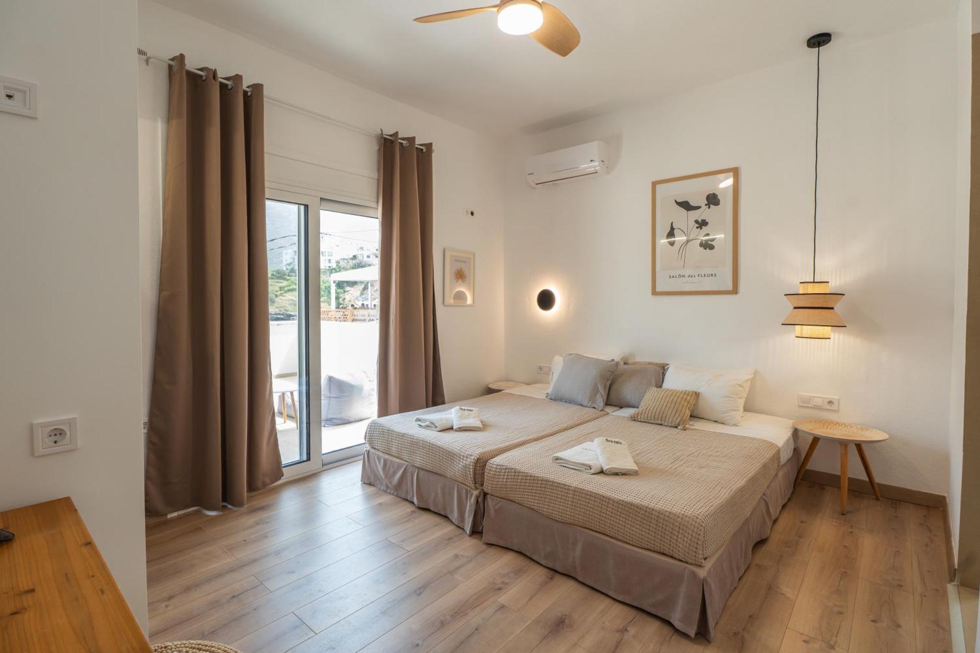Bali  Sea-Esta Beach House, By Thinkvilla מראה חיצוני תמונה